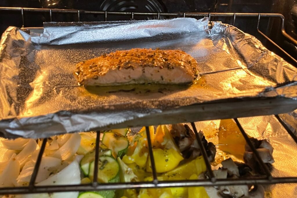Salmon with vegetables Bake